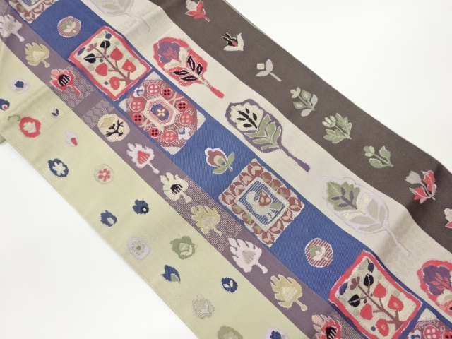 縞に草花模様織出し名古屋帯